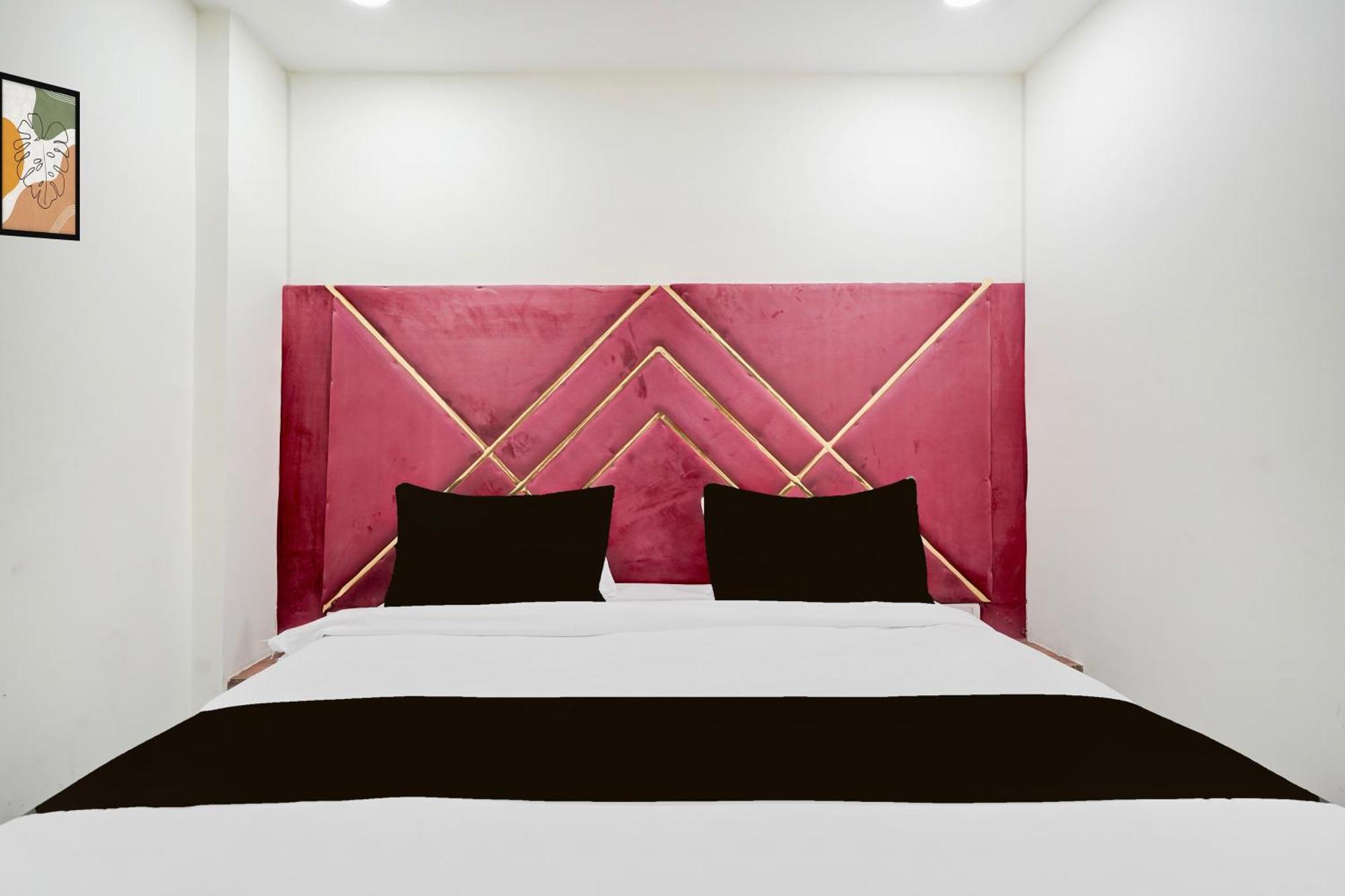 Hotel O Indirapuram Grand Ghaziabad Exterior photo